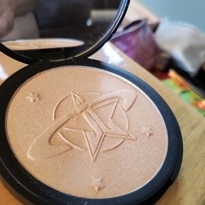 Jeffree Star LE Uranus Highlighter